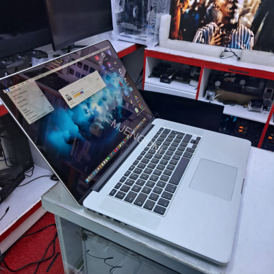 MacBook pro 2014 photo 3
